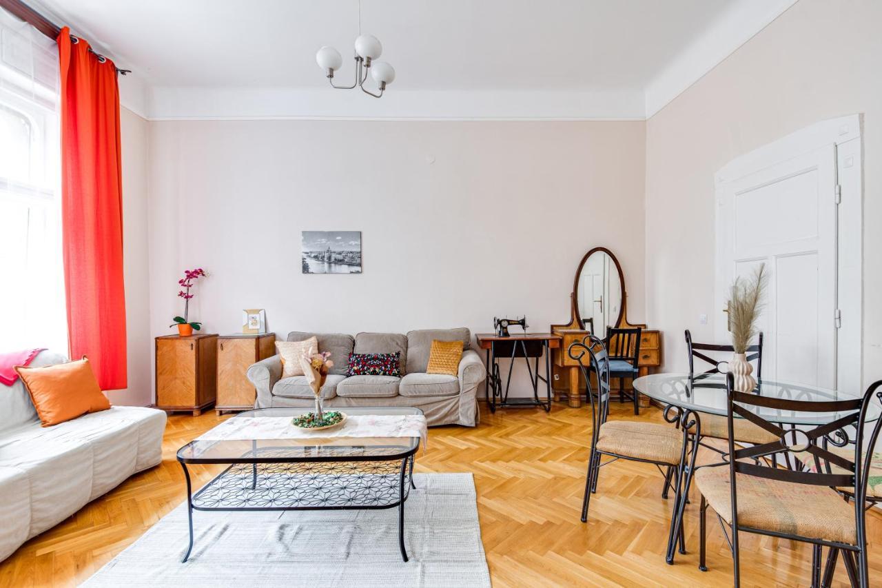 Vintage Apartment In The Jewish Quarter Budapest Esterno foto