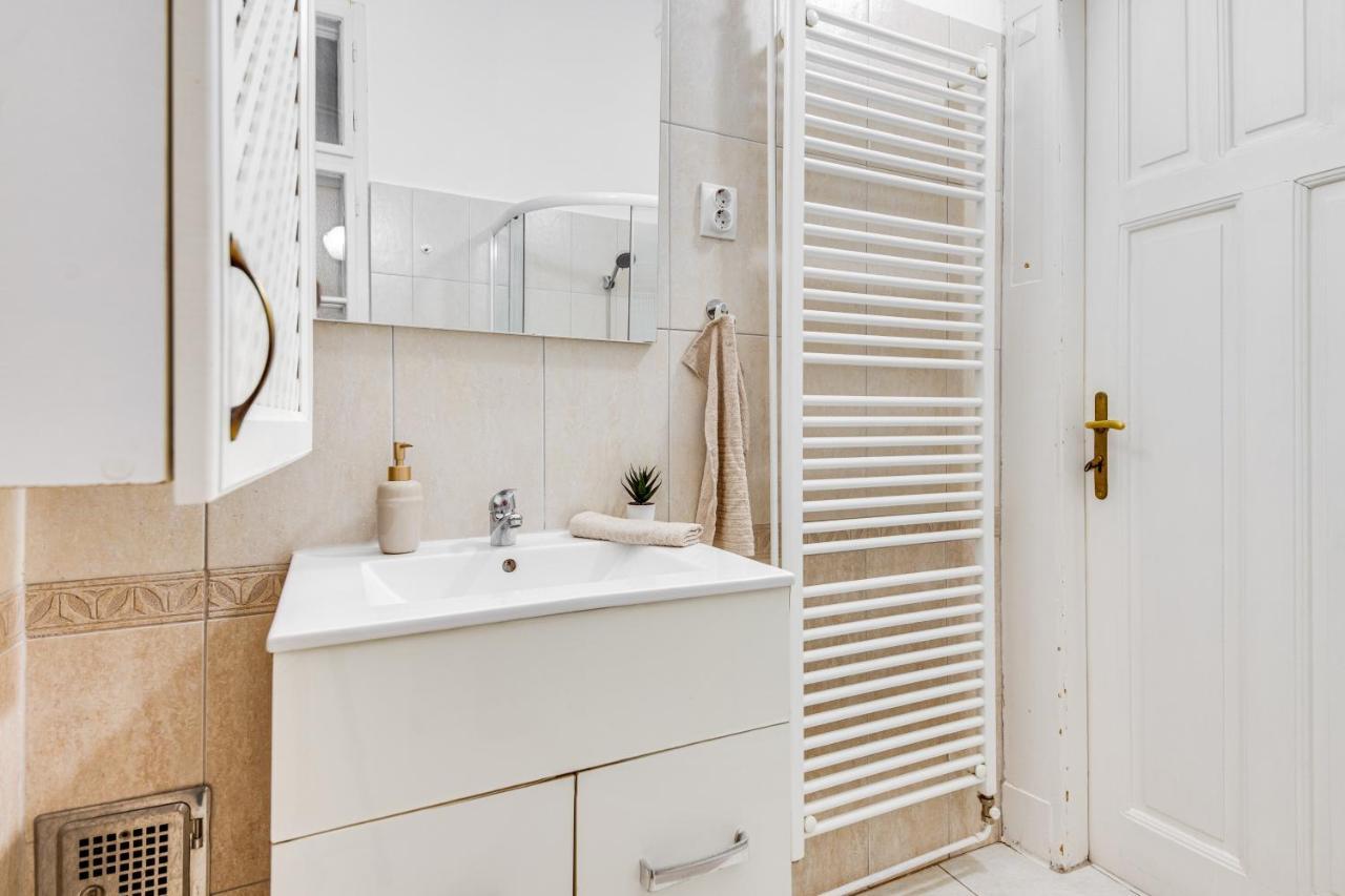 Vintage Apartment In The Jewish Quarter Budapest Esterno foto