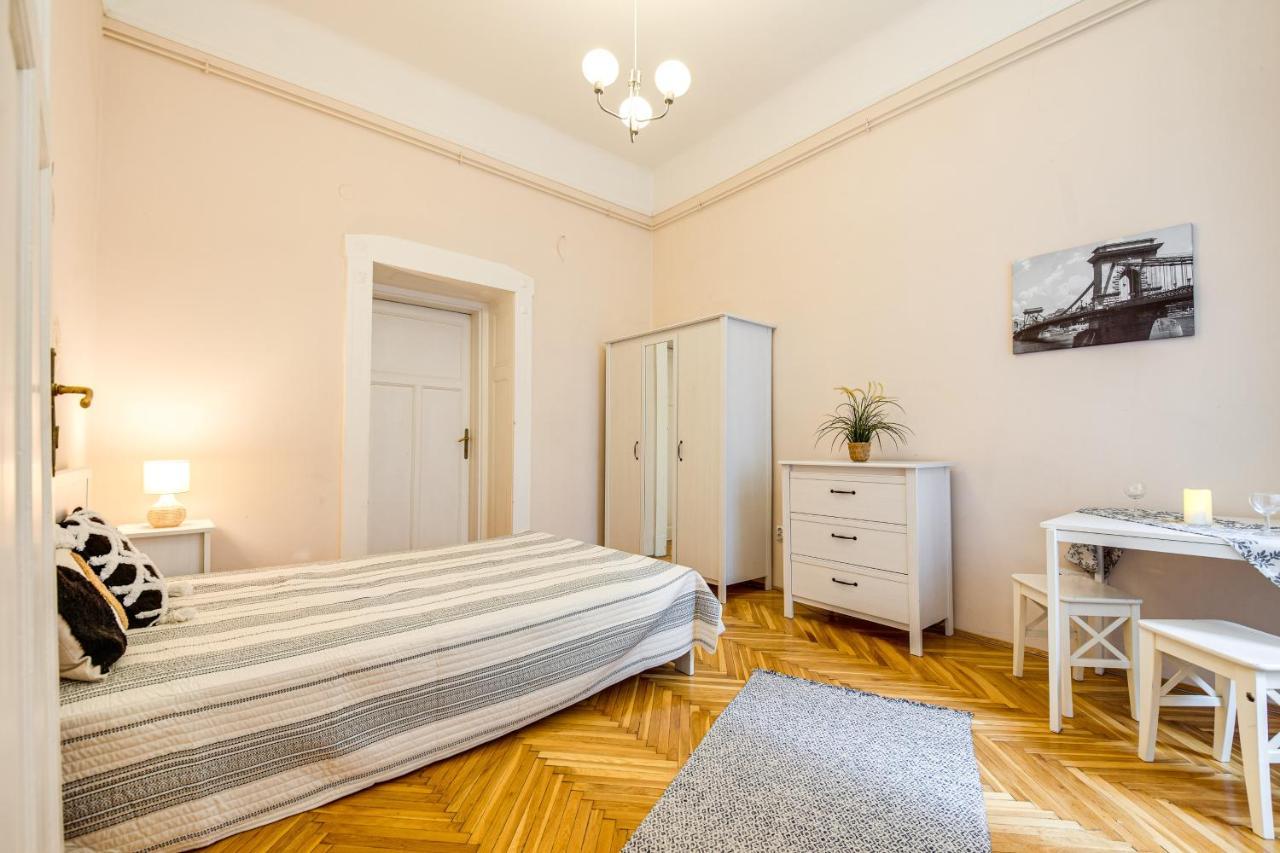 Vintage Apartment In The Jewish Quarter Budapest Esterno foto