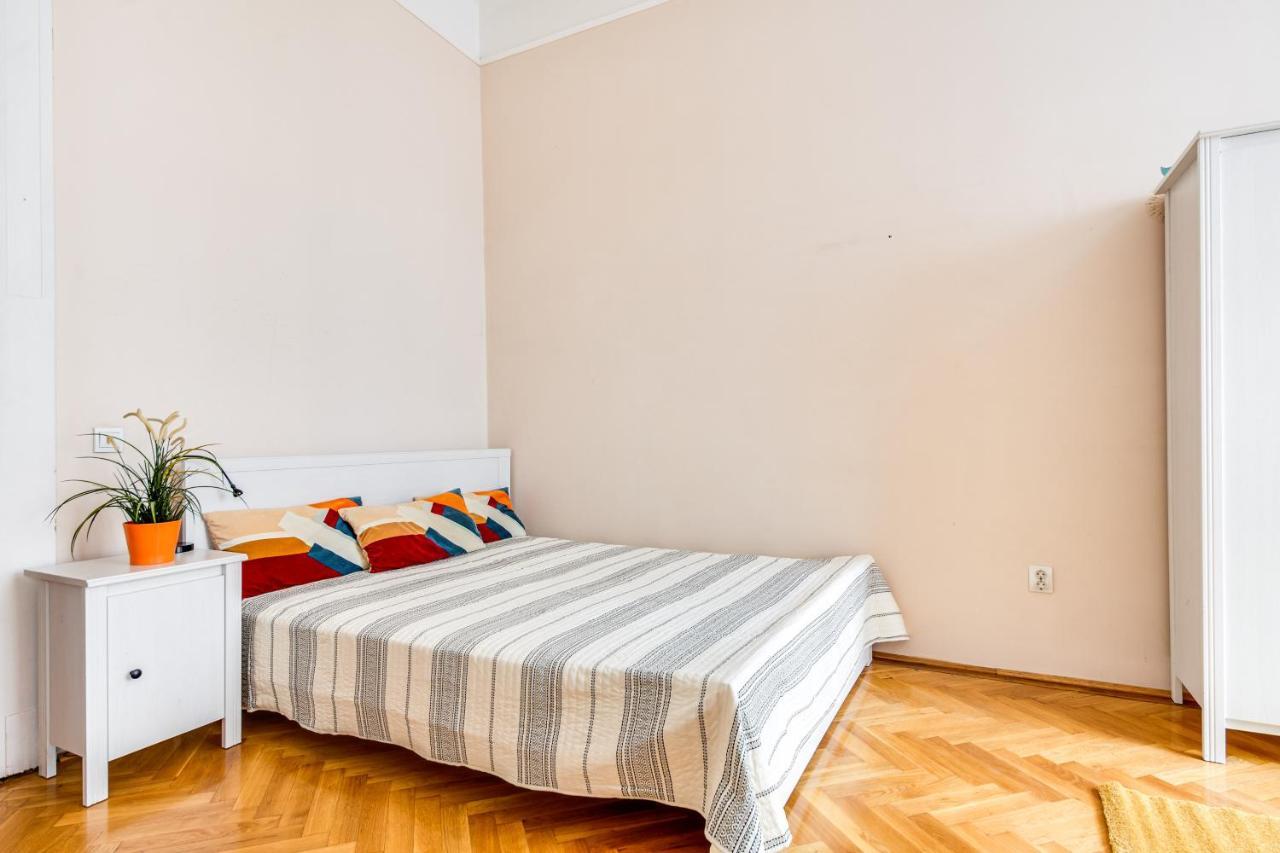 Vintage Apartment In The Jewish Quarter Budapest Esterno foto